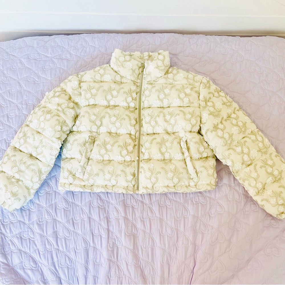 Amira Floral Puffer Jacket - Picture 6 of 8